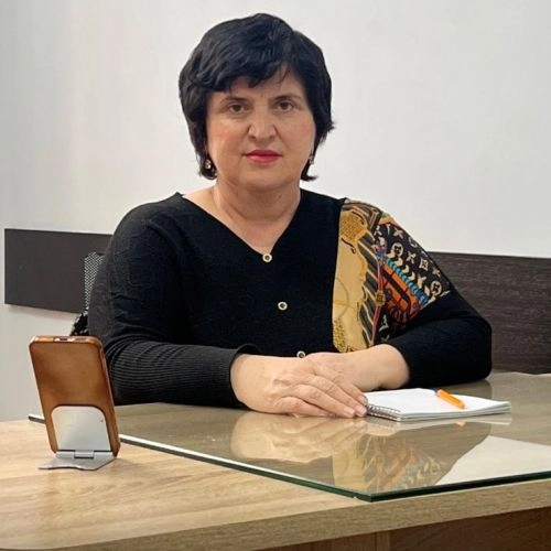 Психолог-гипнолог Меджидова Майя Бадрутдиновна.